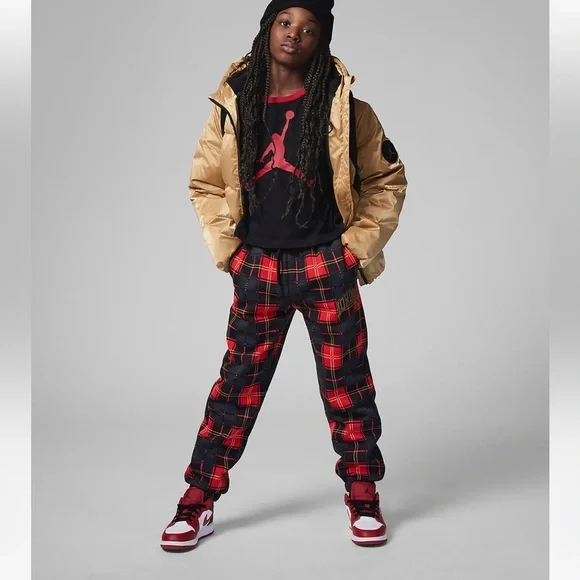 NWT Jordan Girls' Essentials Ringer T-Shirt black - Picture 4 of 13